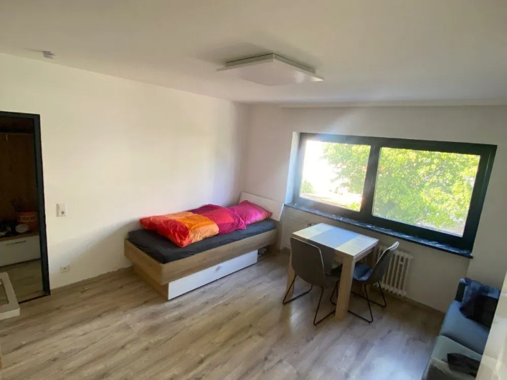 Möbilierte Mietwohnung in Frankfurt-Nied