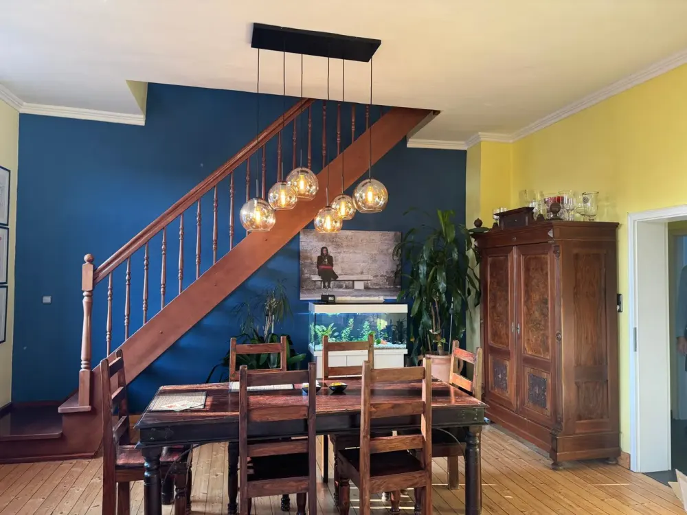 Außergewöhnliche Altbauwohnung über 3 Etagen mit Balkon & Dachterrasse in Frankfurt-Bornheim