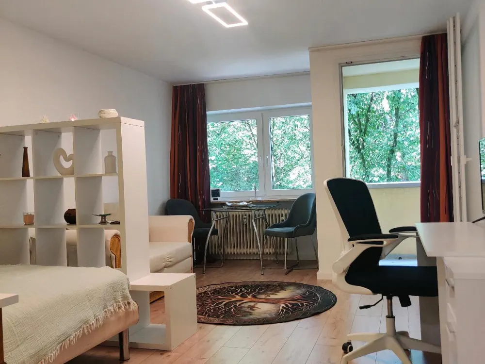 Vollausstattung, möbl. 1-Zi-App. m. sep. Küche+Balkon+Keller+WLAN