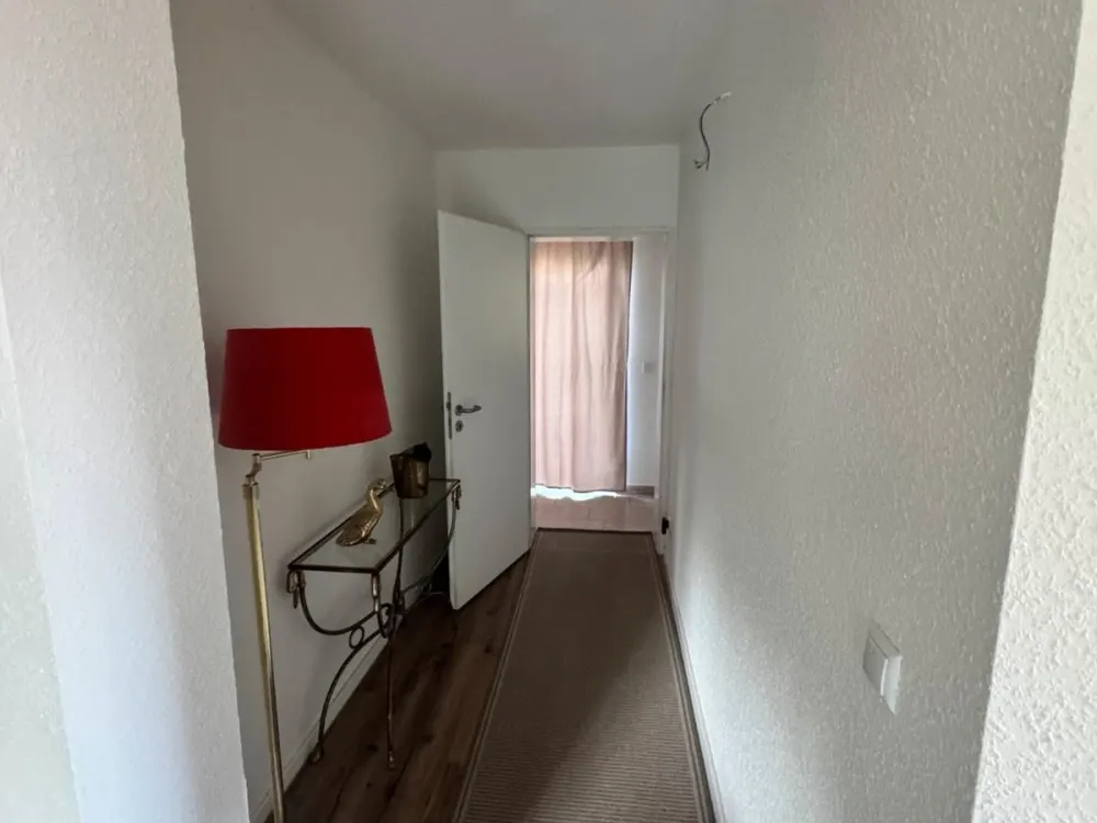 Wohnung mit Terrasse und Garten