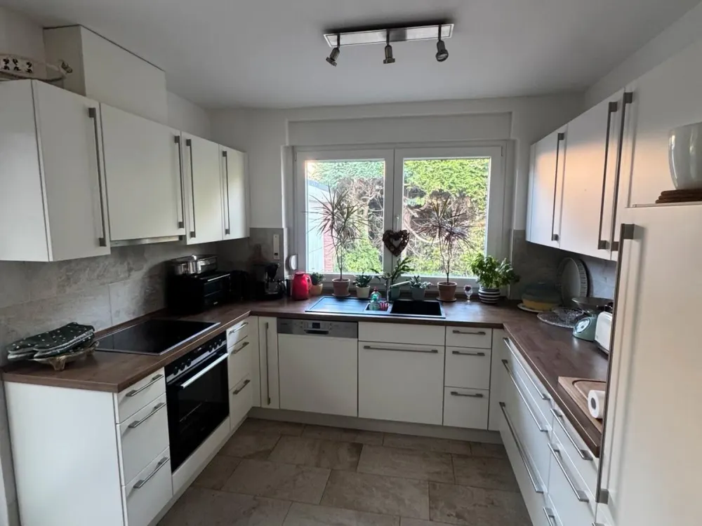 Wohnung mit Terrasse und Garten