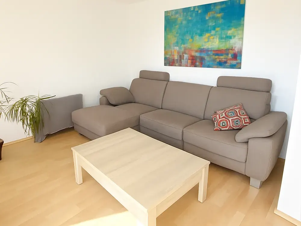 MÖBLIERT und über den Dächern von Düsseldorf: 3 Zimmer in Friedrichstadt