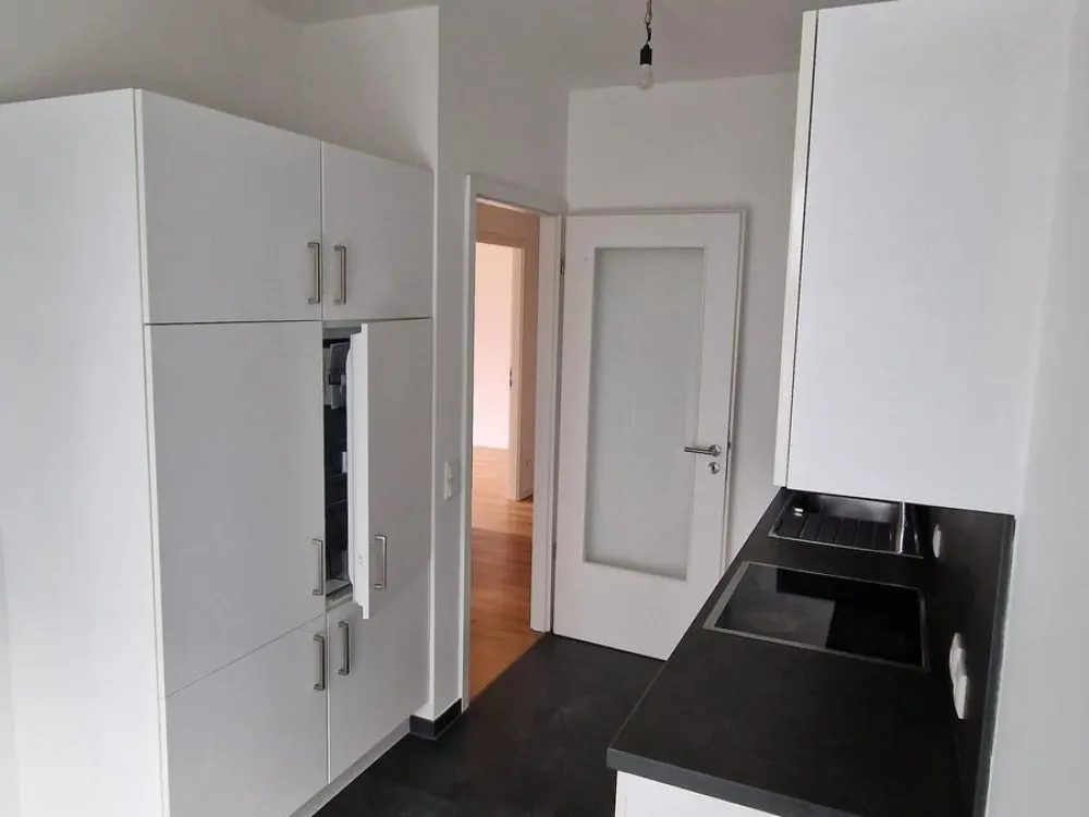 Neubauwohnung nahe Tierpark/Balkon/EBK