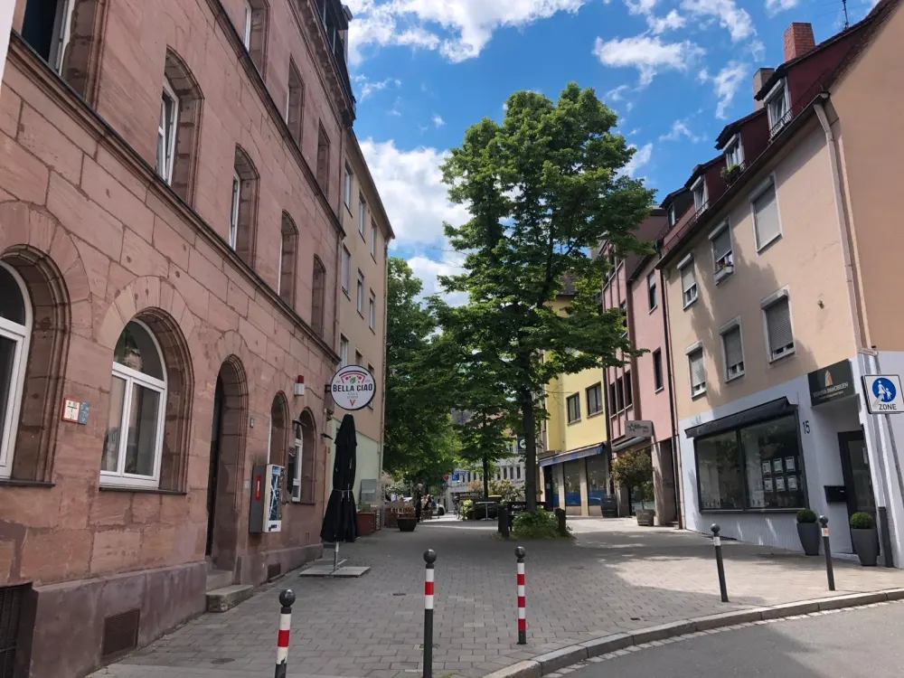 2 Zimmer Wohnung mit ca. 55 qm in 90402 Nürnberg
