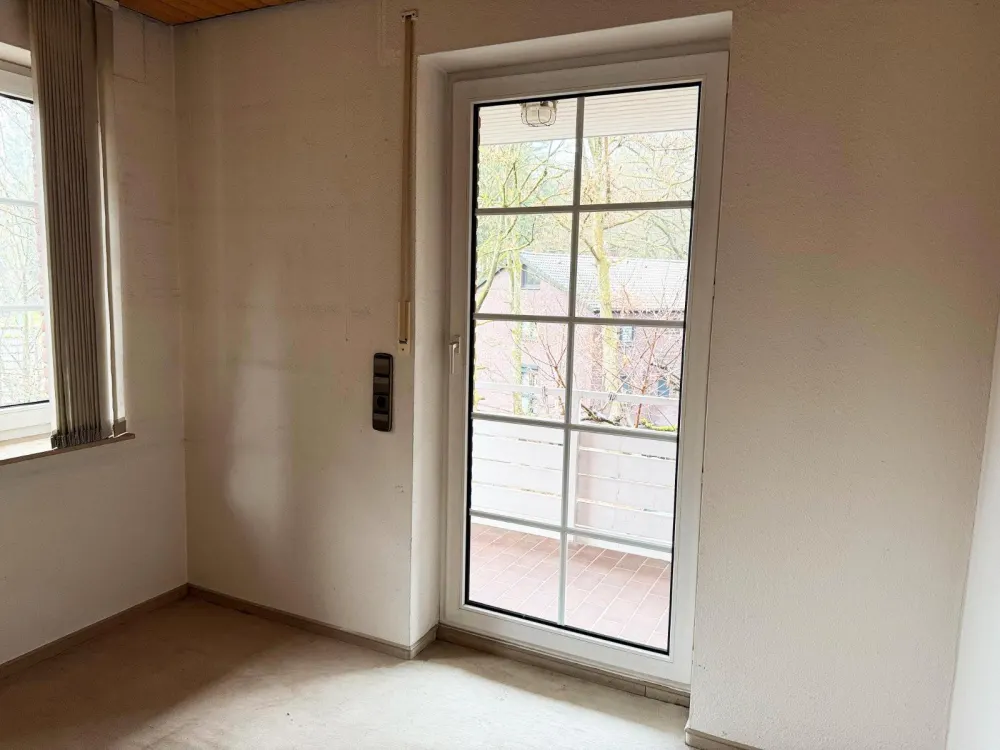 Helle, sonnige 6 Zimmer-Whg. mit Balkonen + Terrasse, Eissendorf