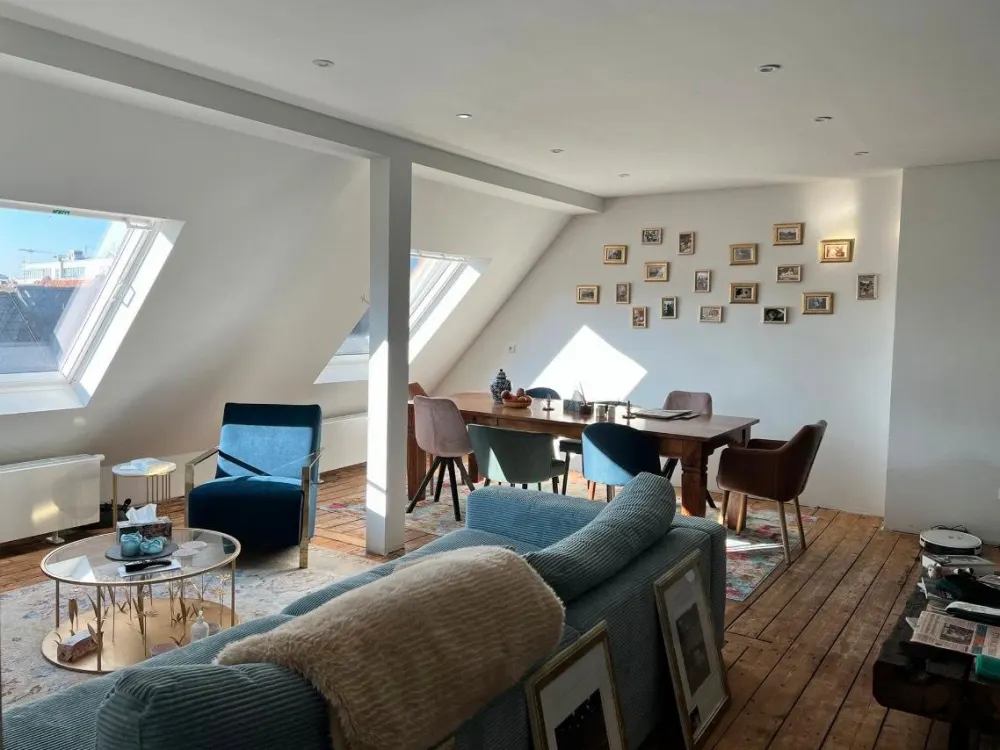 Dachgeschosswohnung mit Dom-Blick