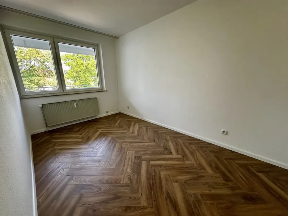 Horn: Erstbezug nach Modernisierung mit Pool und TG-Stellplatz