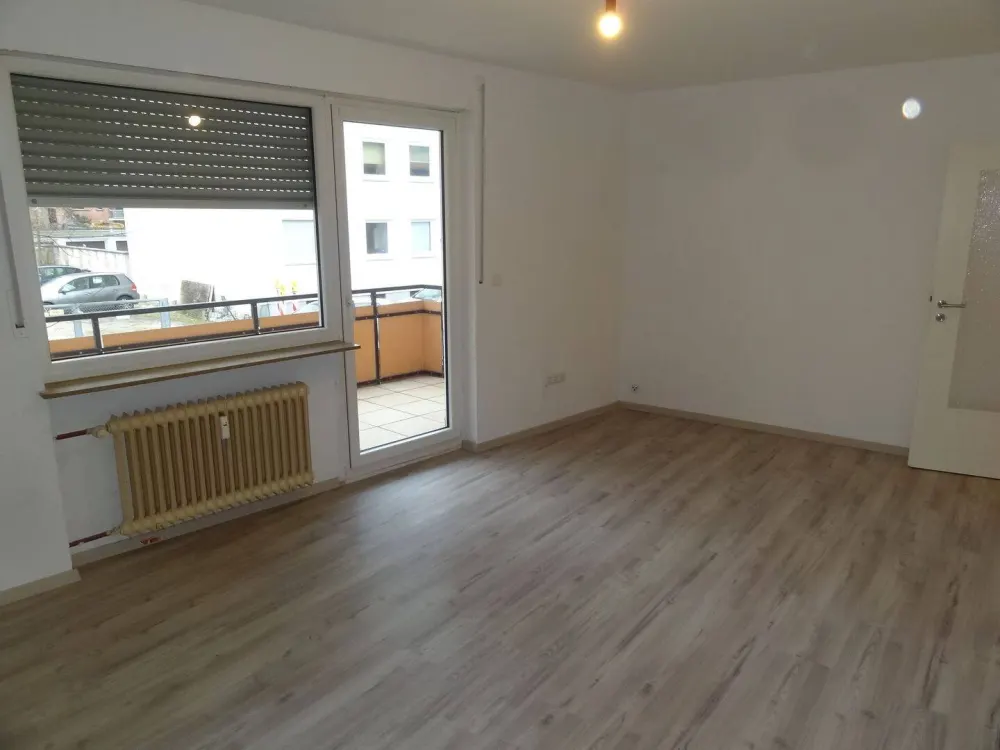 Ruhige 2 - Zimmer - Wohnung in St. Johannis mit Balkon
