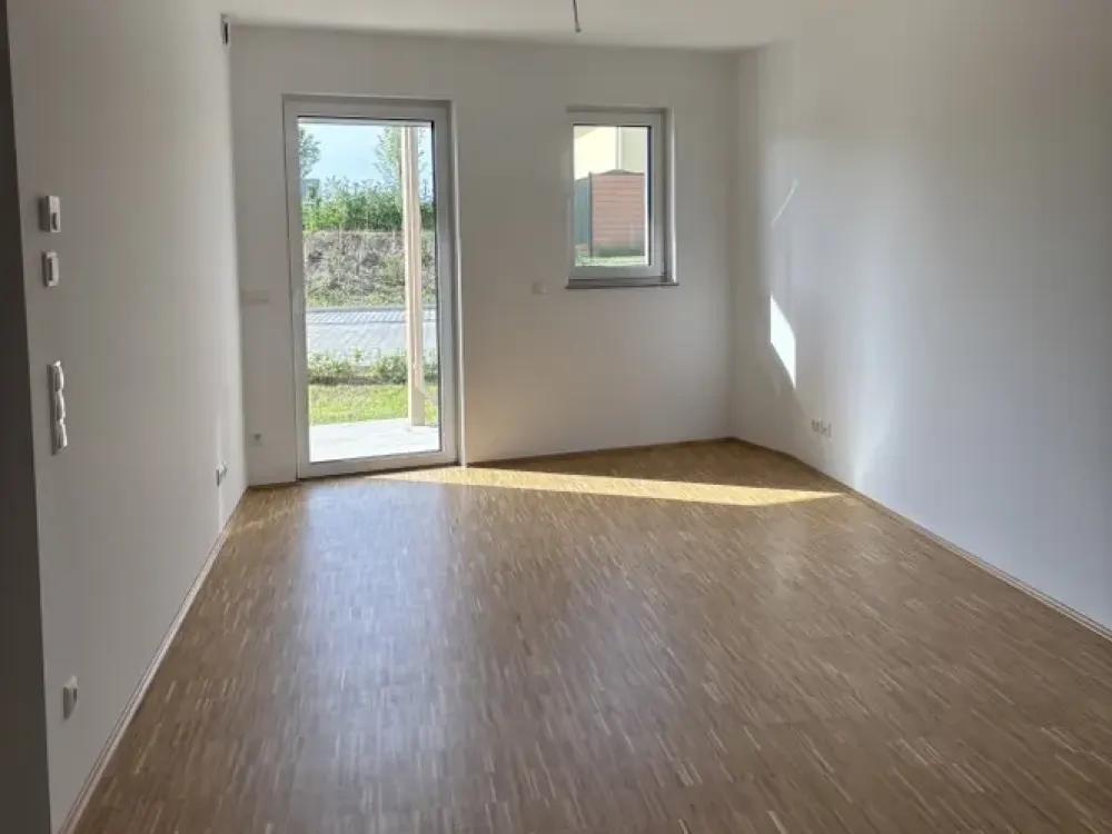 Comfortable apartment in new building, perfect layout, beautiful terrace! First occupancy!