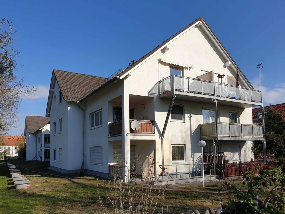IHR NEUES ZUHAUSE // 3-Raum-Wohnung mit Loggia am Stadtrand von Leipzig