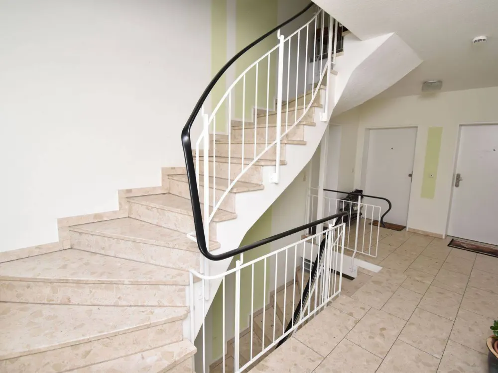 IHR NEUES ZUHAUSE // 3-Raum-Wohnung mit Loggia am Stadtrand von Leipzig