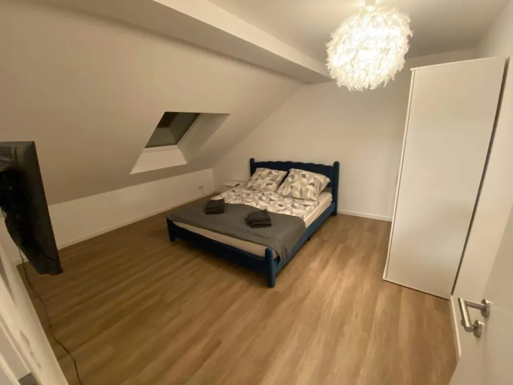 WE 09 / Möblierte Wohnung in Parknähe mit Loggia / Erstbezug