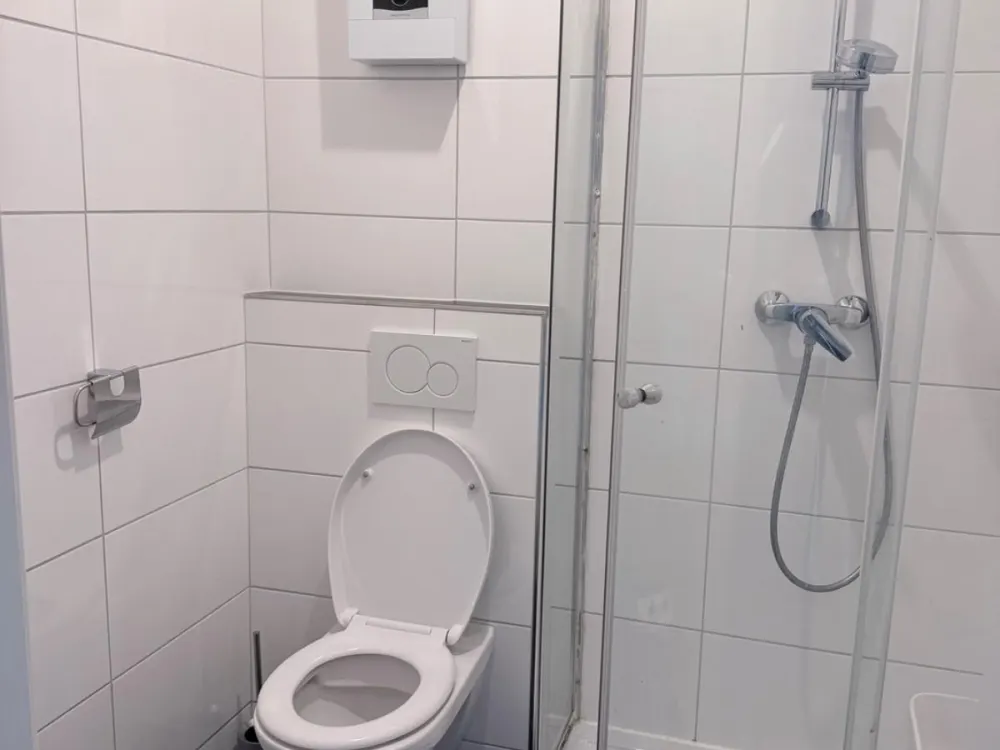 Bright & Spacious Apartment in Central Location of Saarbrücken, me