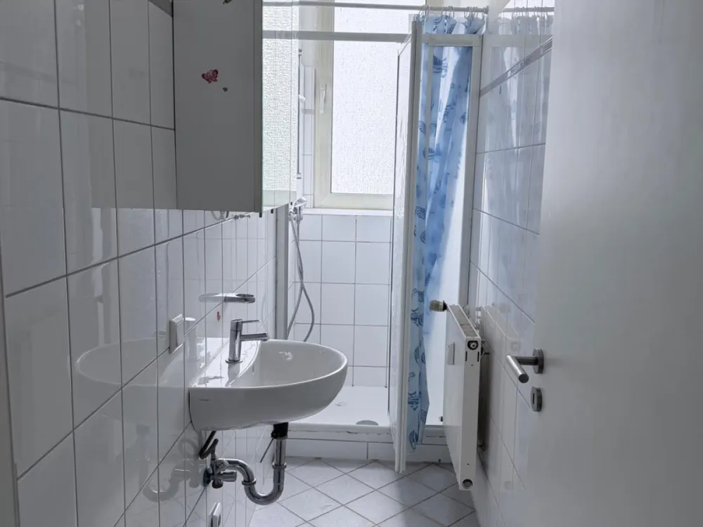 Bright & Spacious Apartment in Central Location of Saarbrücken, me