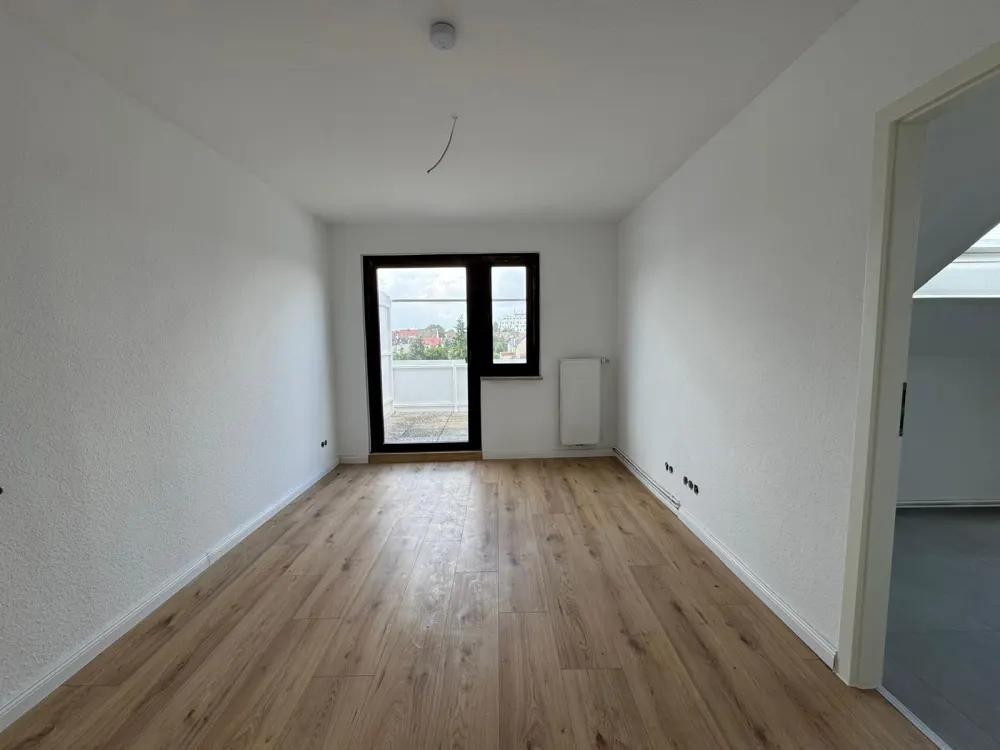 Wie neu: Erstbezug nach Sanierung - 2-Zimmer mit Balkon & EBK