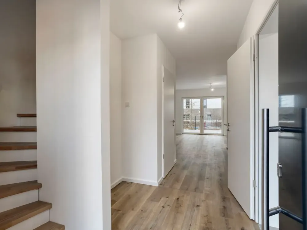 Almost like a semi-detached house! New build apartment in an attractive location!