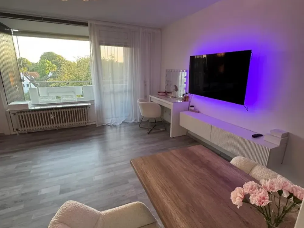 Beautiful Studio with Balcony in Köln-Rodenkirchen
