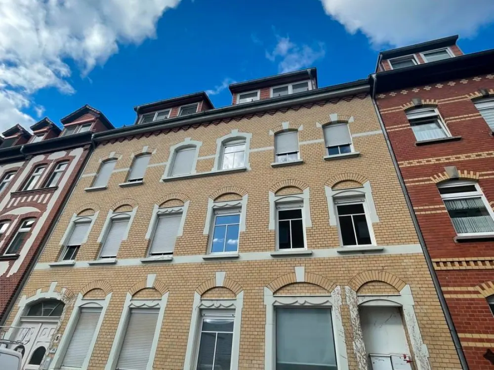 ATLAS IMMOBILIEN: شقة جميلة من 3 غرف * حديقة ومطبخ مدمج*