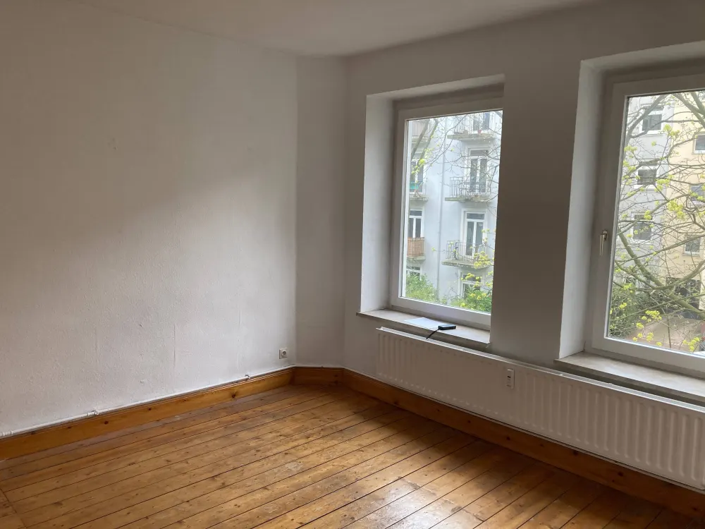 Barmbek-Süd: 2,5-Zimmer-Altbau