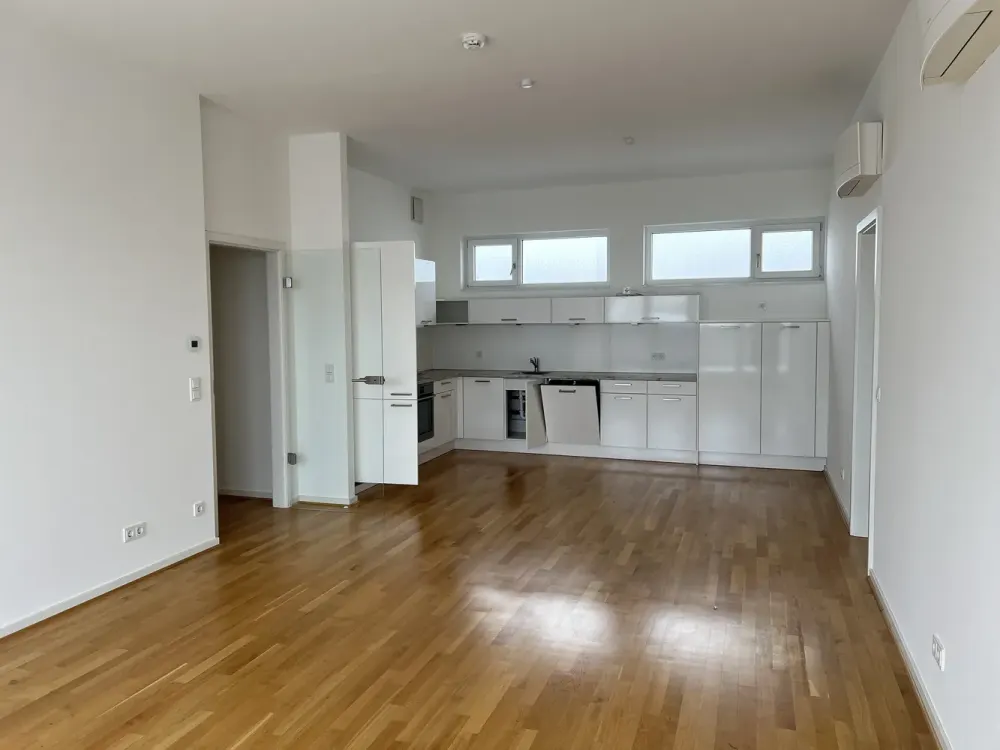 Viel Platz für die Familie: 4-Zimmer Dachgeschosswohnung mit Ausblick