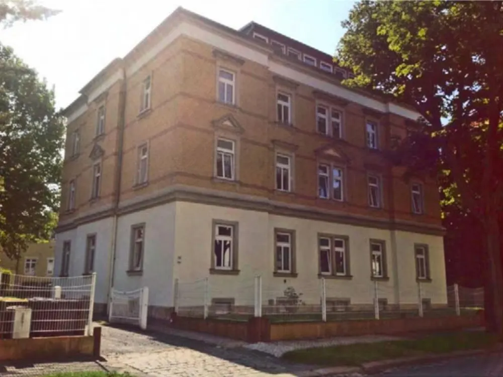 Helle, offene Zweizimmerwohnung in DD Leuben