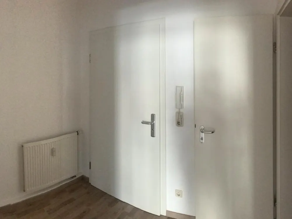 Helle, offene Zweizimmerwohnung in DD Leuben