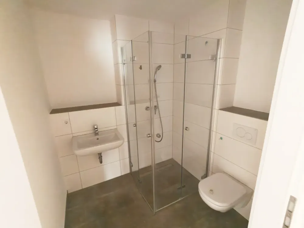 3 Zimmer Wohnung mit Balkon und Einbauküche