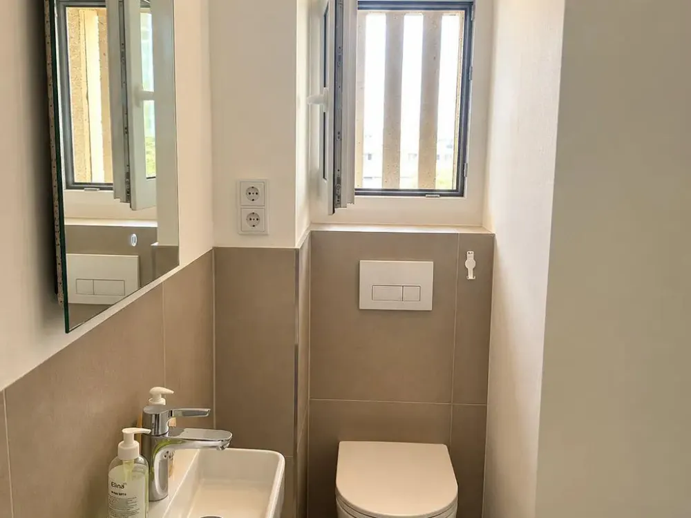 MUC-Bogenhausen: Furnished Shared Flat Room (16 m²) in Modernized 4-Person Flatshare