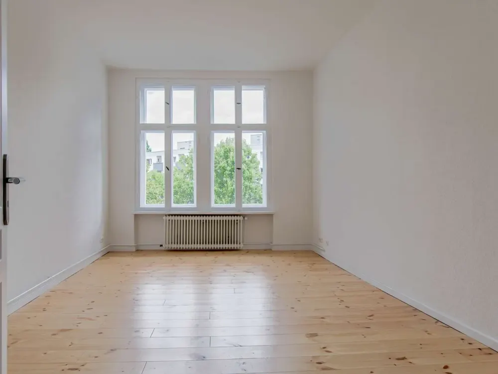 4,5-Zimmer-Wohnung mit Balkon in Charlottenburg!