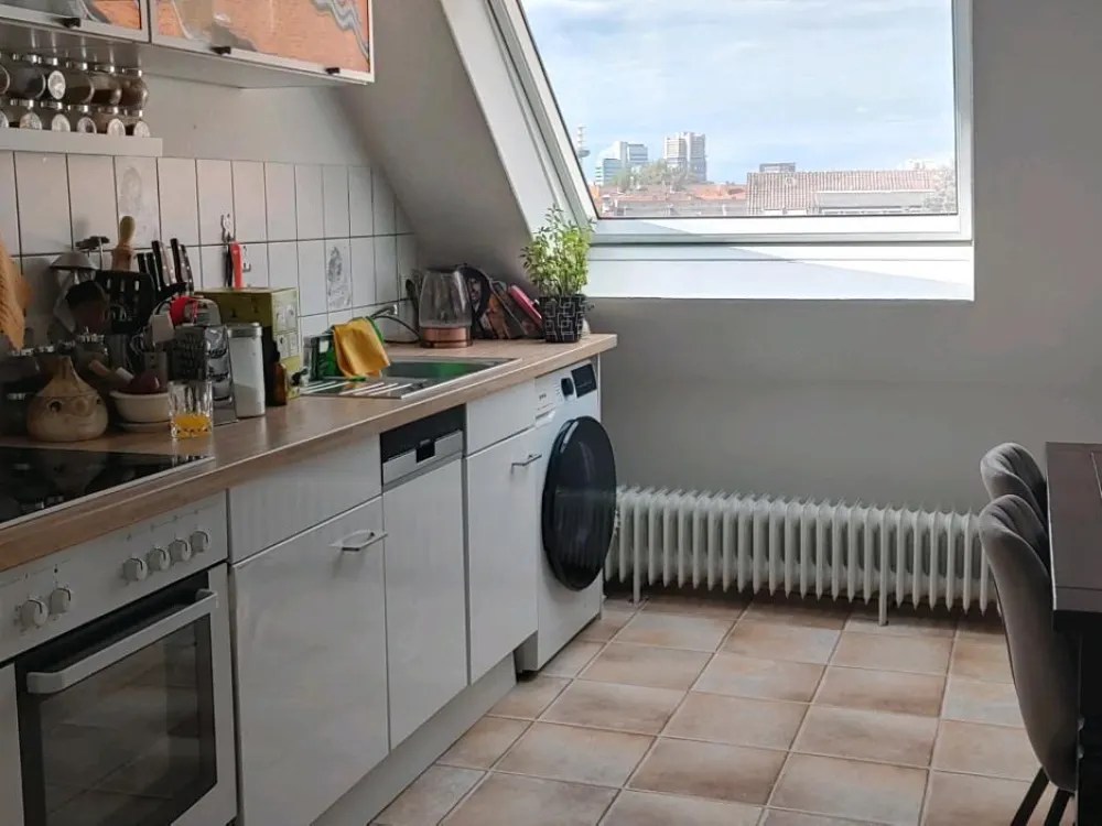 gehobene Dachgeschoss- Whg. Südstadt mit Ausblick