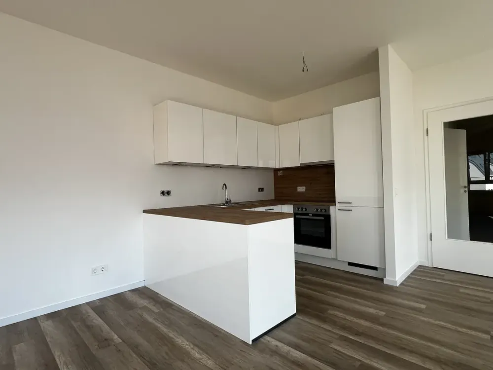 3-Zimmer-Wohnung mit Essecke und Einbauküche - mehrere Erstbezüge!