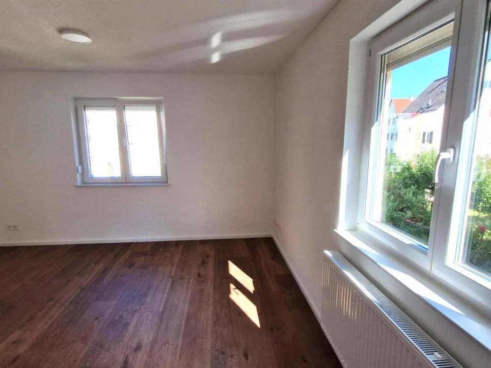 Lichtdurchflutete 4-Zimmer-Wohnung in Toplage in Esslingen