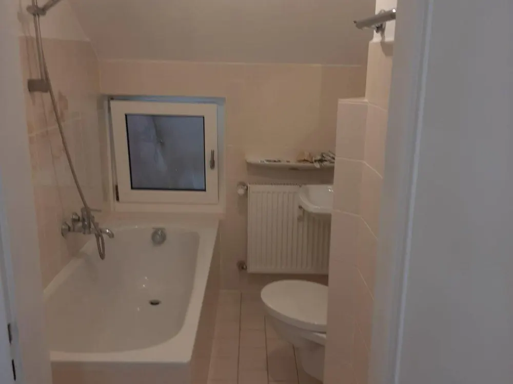 3 ZKB Dachgeschoss Mietwohnung 3 Zimmer