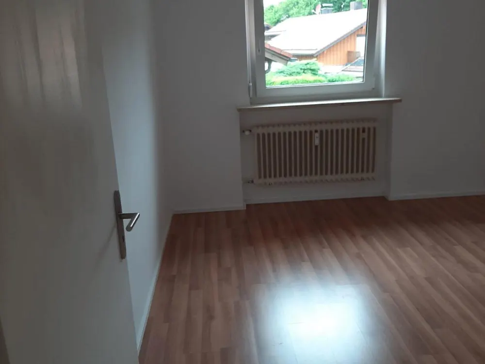 3 ZKB Dachgeschoss Mietwohnung 3 Zimmer