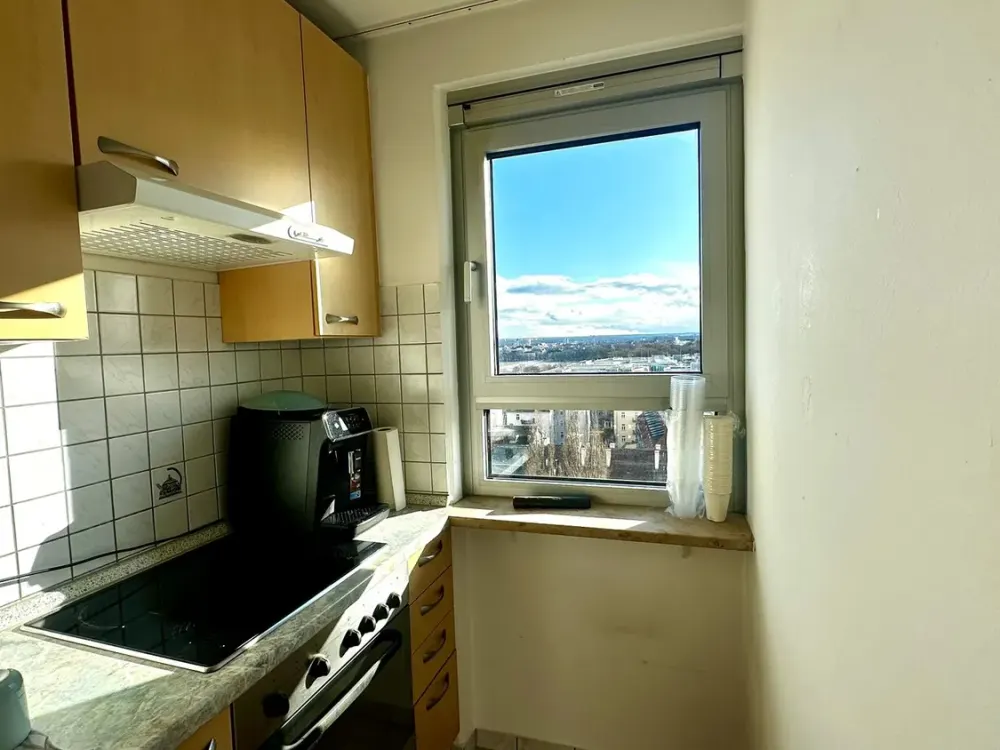 *** Gemütliche 1-Zimmer-Wohnung *** mit Balkon und spektakulärer Aussicht ***