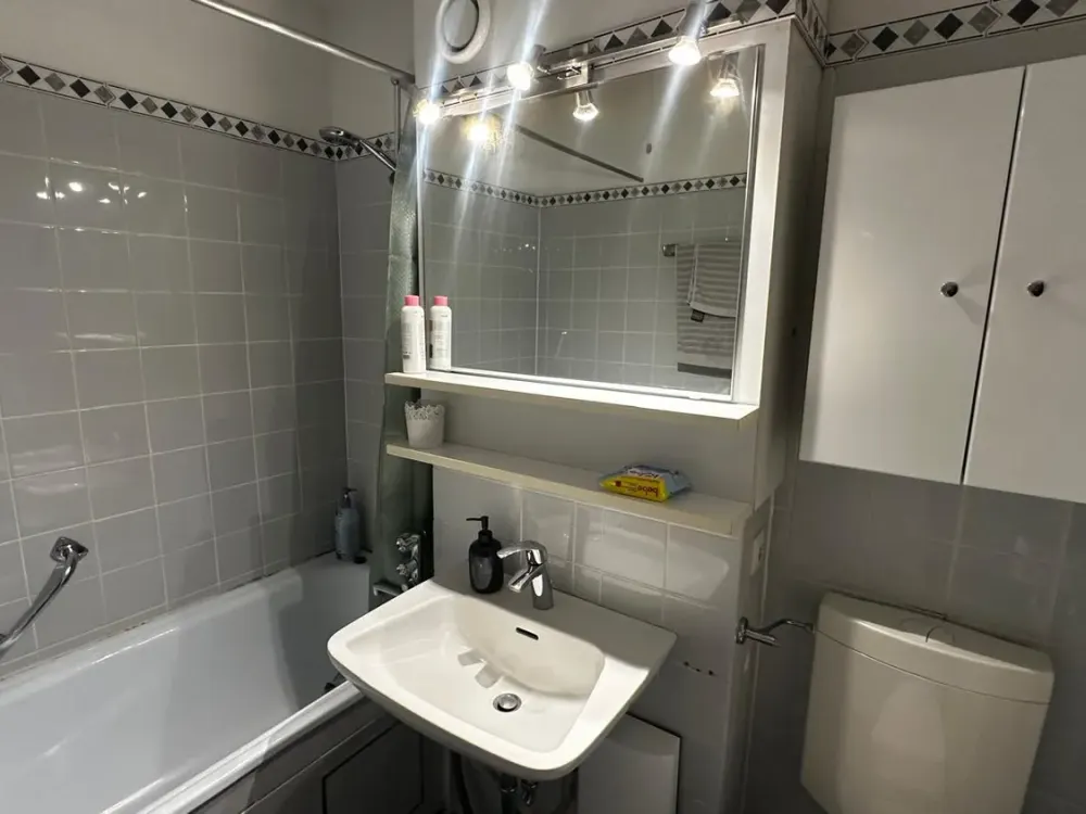 *** Gemütliche 1-Zimmer-Wohnung *** mit Balkon und spektakulärer Aussicht ***