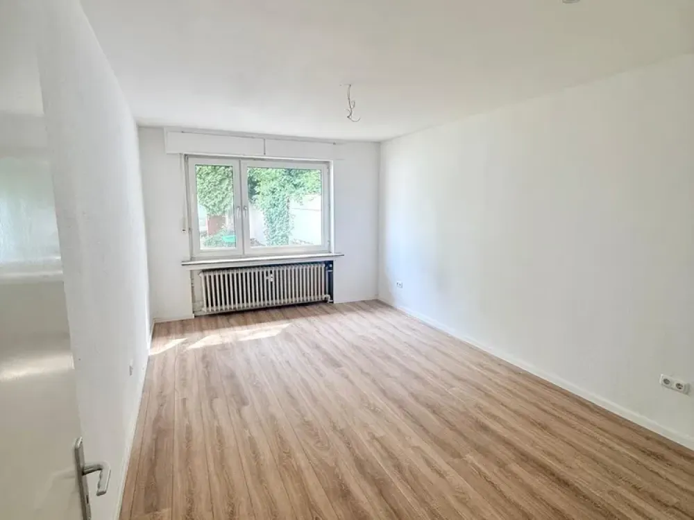 4 Zimmer Wohnung mit schönem Garten Nähe Bermudadreieck