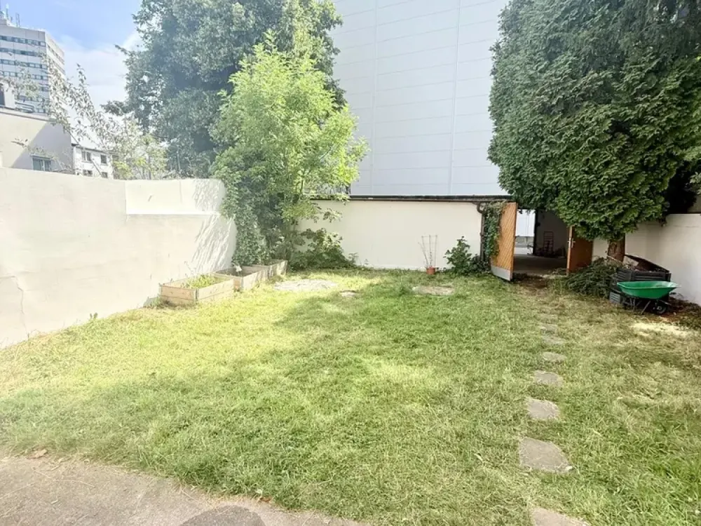 4 Zimmer Wohnung mit schönem Garten Nähe Bermudadreieck