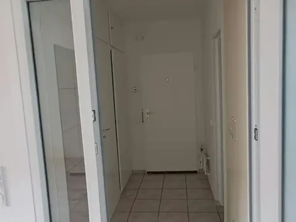 Moderne, frisch renovierte 3 1/5-Zimmer-Wohnung in gepflegtem Umfeld