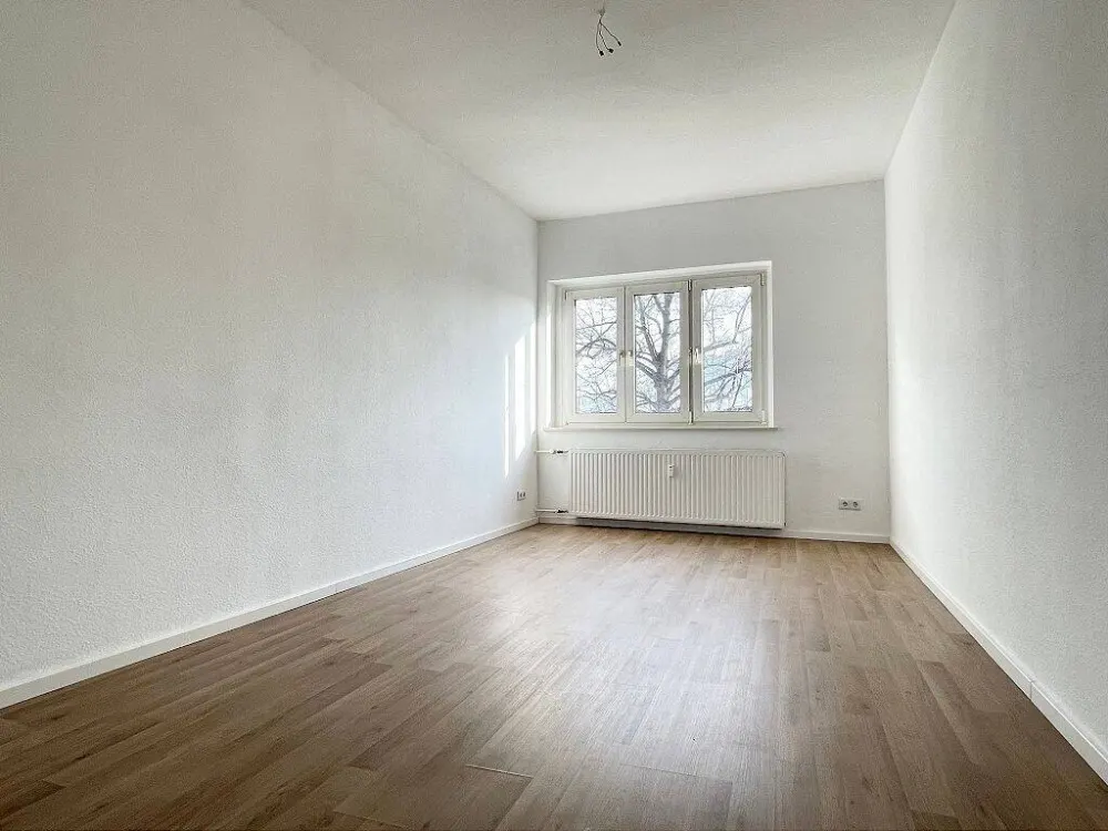 Schöne 2 Raum Wohnung mit Balkon in Dresden Löbtau mieten!