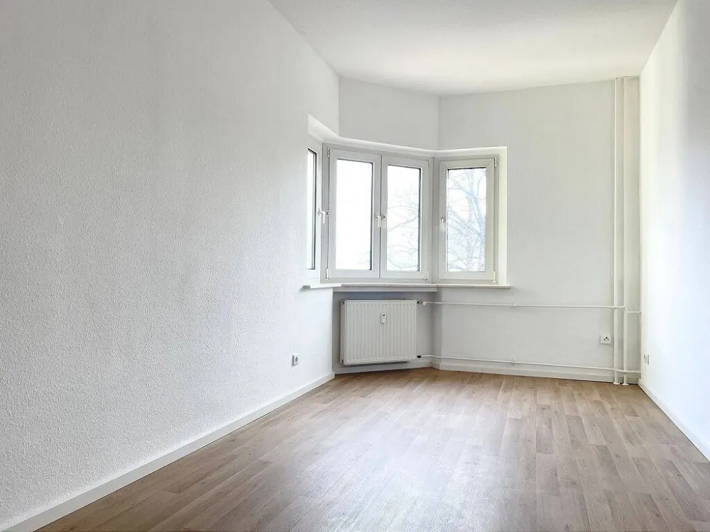 Schöne 2 Raum Wohnung mit Balkon in Dresden Löbtau mieten!