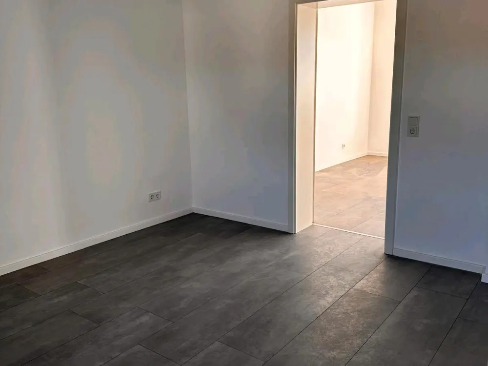 Helle, frisch renovierte Wohnung