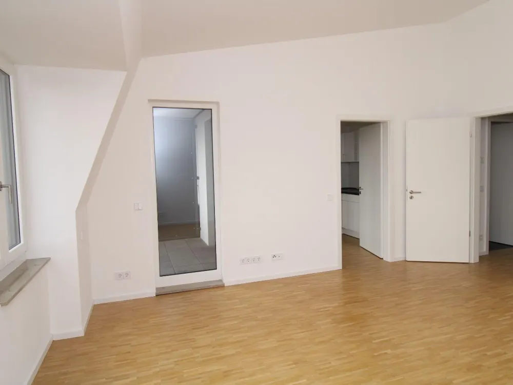 3-Zimmer-Wohnung mit Balkon und Fußbodenheizung in Dresden, Flößerstraße (01139)