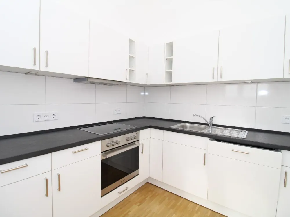 3-Zimmer-Wohnung mit Balkon und Fußbodenheizung in Dresden, Flößerstraße (01139)