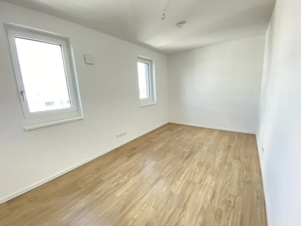 Helle 2-Zimmer-Wohnung mit Balkon und Wasserblick, barrierefreie Objektgestaltung, provisionsfrei