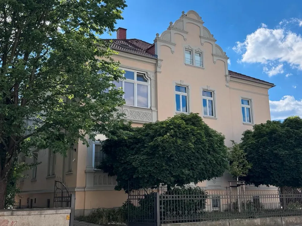 Möblierte Wohnung in zentraler Lage in Blasewitz