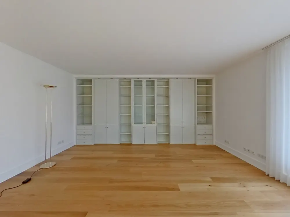 Hochwertige Komfortzone im Herzen von Ohligs. Mit Aufzug, Einbauküche, Garage und Wallbox