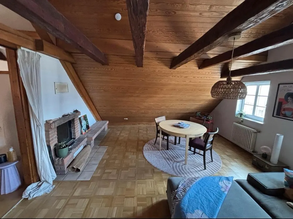87 m² über den Dächern des Leonhardsviertels DG-Wohnung