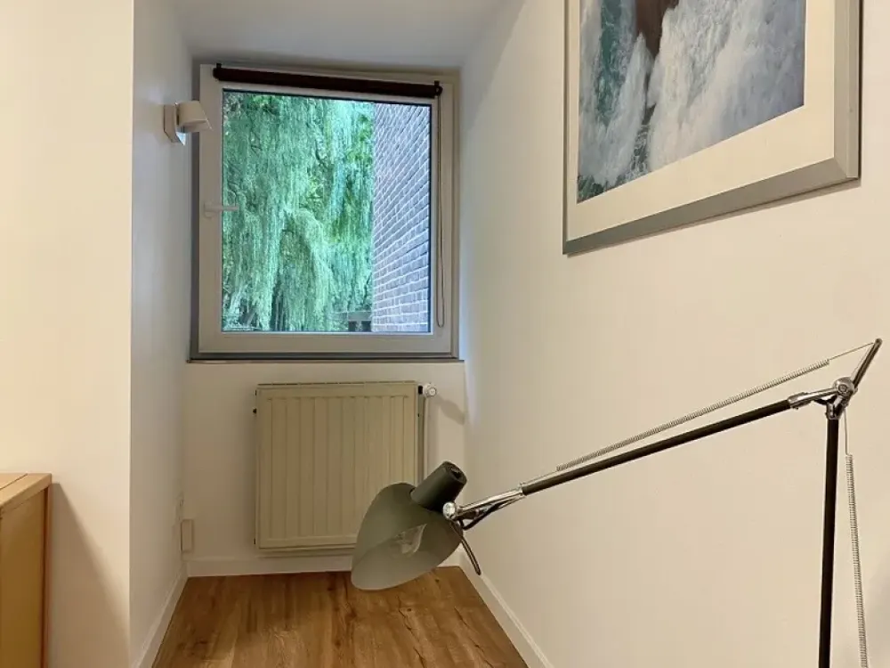 Small Furnished Single 1.5-Room Apartment with Garden