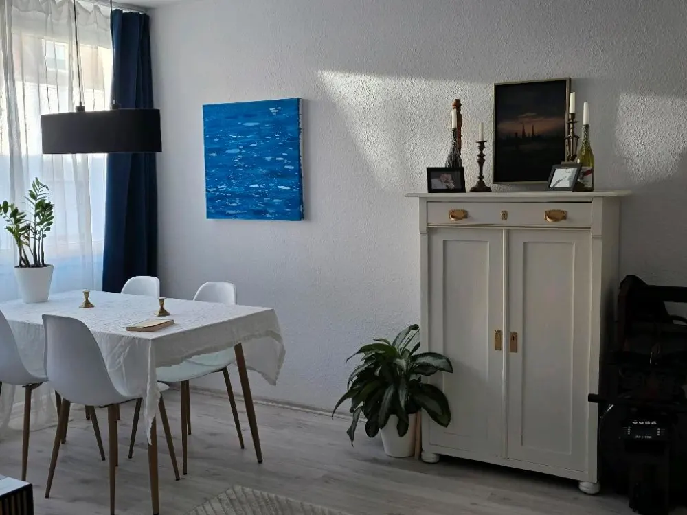 möblierte 45m² inkl. Strom & Internet in Südstadt Sept-Dez 2026